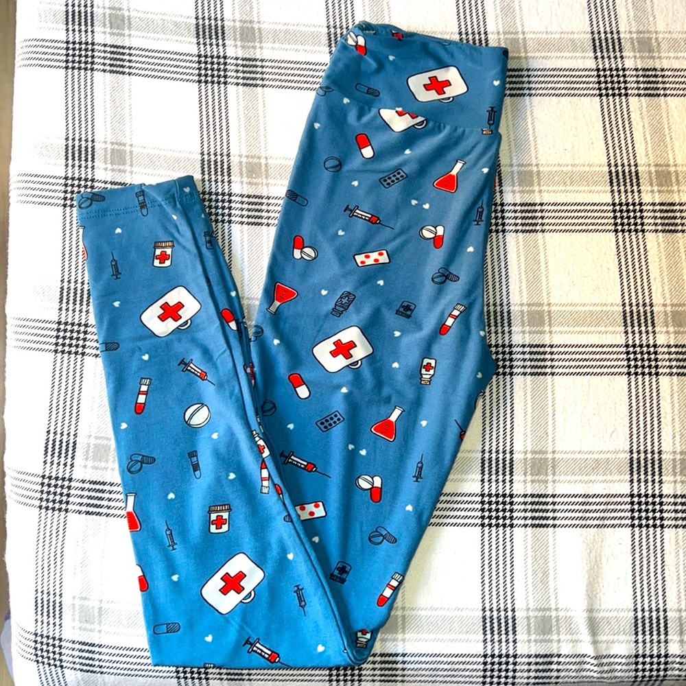 LuLaRoe Nurse Leggings L/Xl